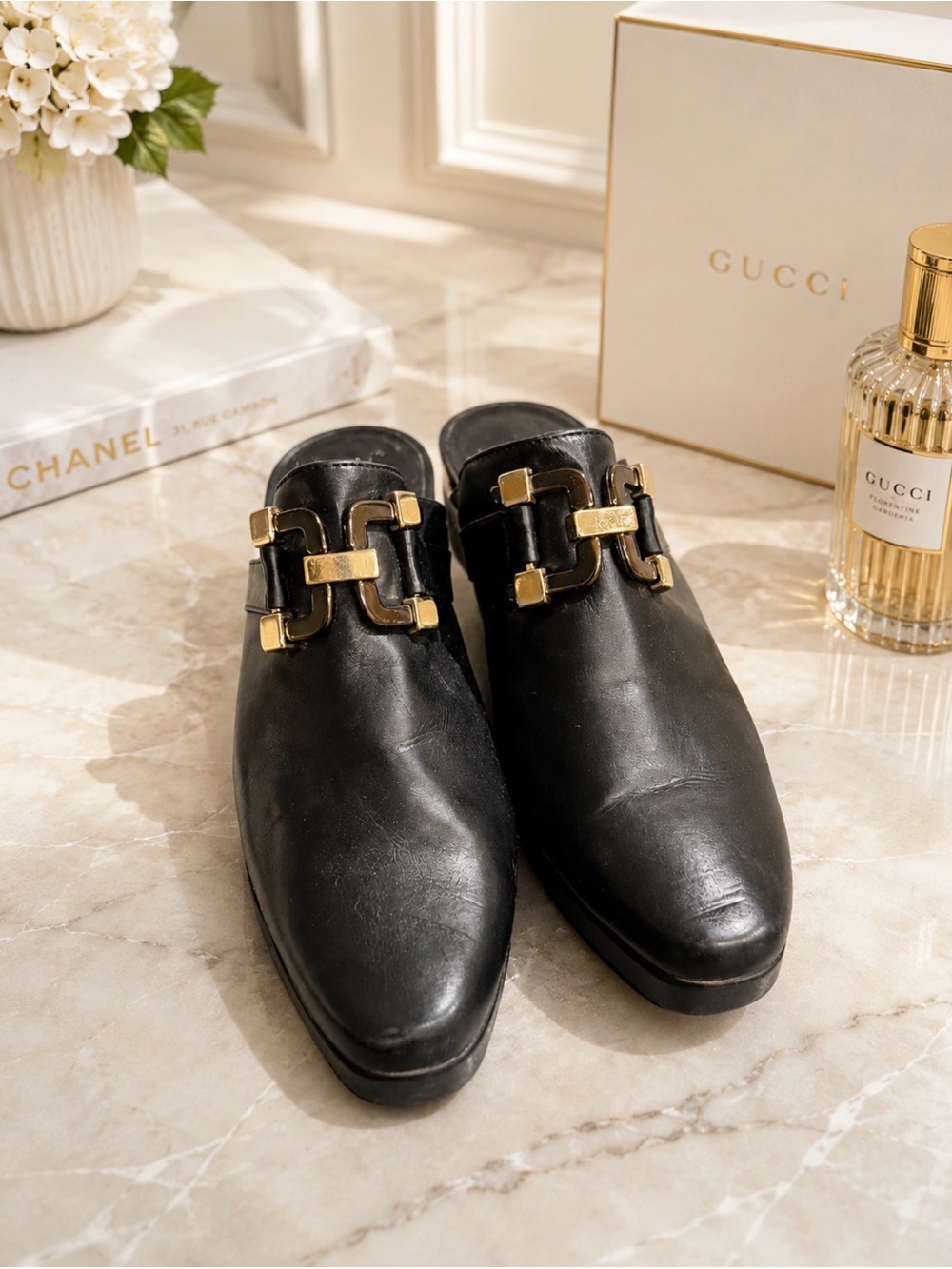 Rangoni Black leather mules slides with buckle detail 39/8.5